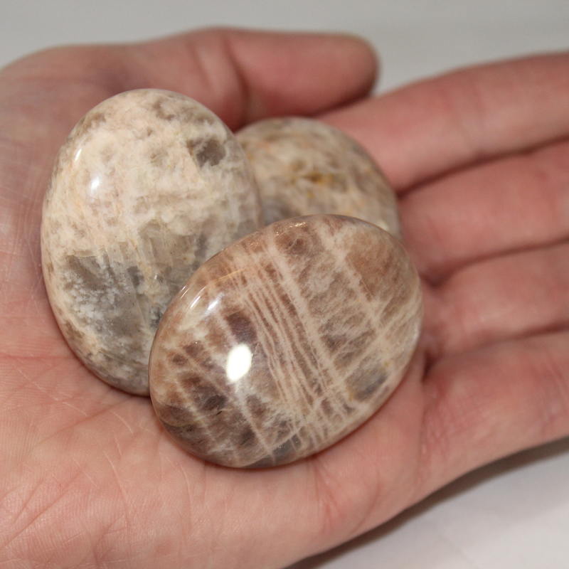 Moonstone Palm Stone